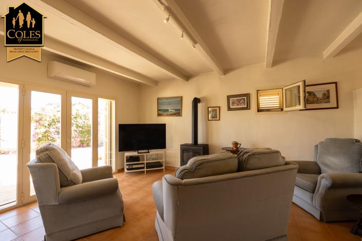 Image No.17-2 Bed Villa for sale