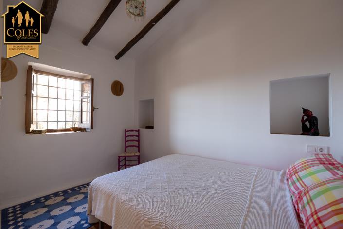 Image No.17-3 Bed Cortijo for sale