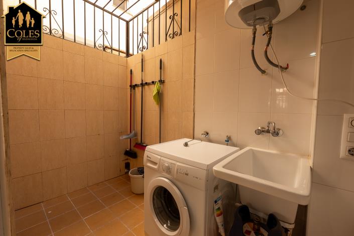 Image No.32-3 Bed Townhouse for sale