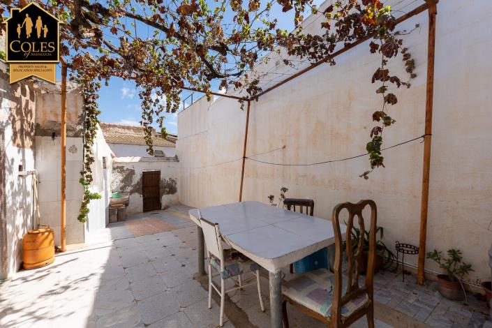 Image No.5-4 Bed Townhouse for sale