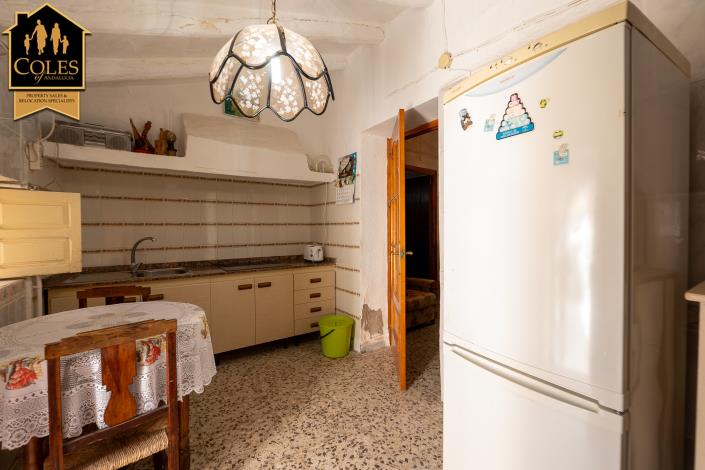 Image No.20-4 Bed Townhouse for sale