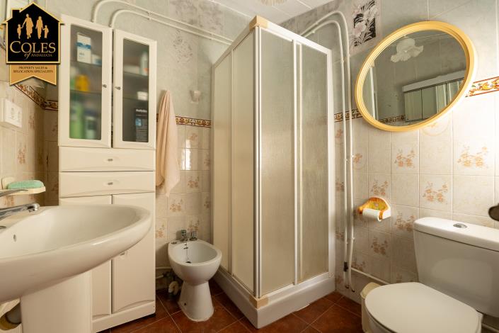 Image No.22-4 Bed Townhouse for sale