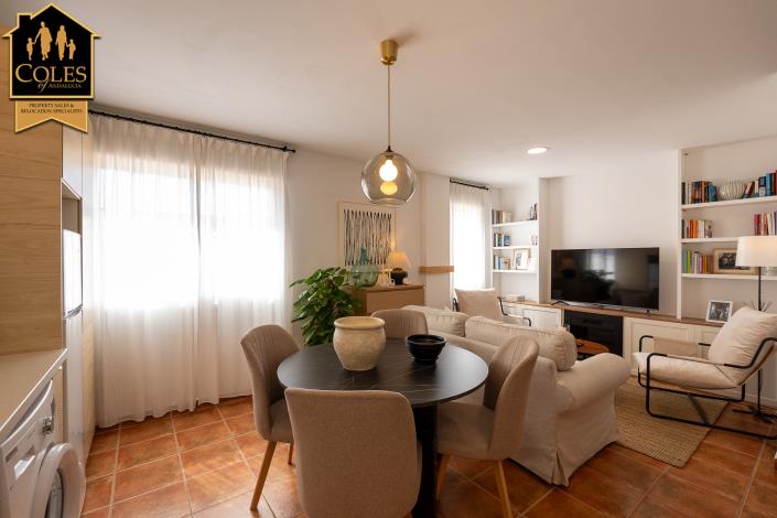 Image No.7-2 Bed Apartment for sale