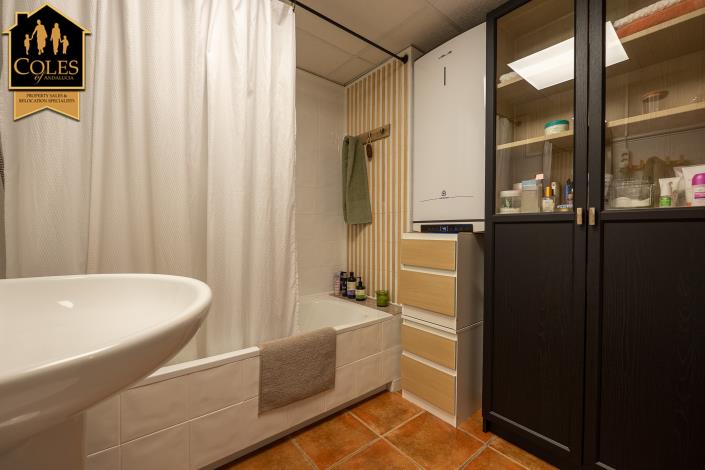 Image No.15-2 Bed Apartment for sale