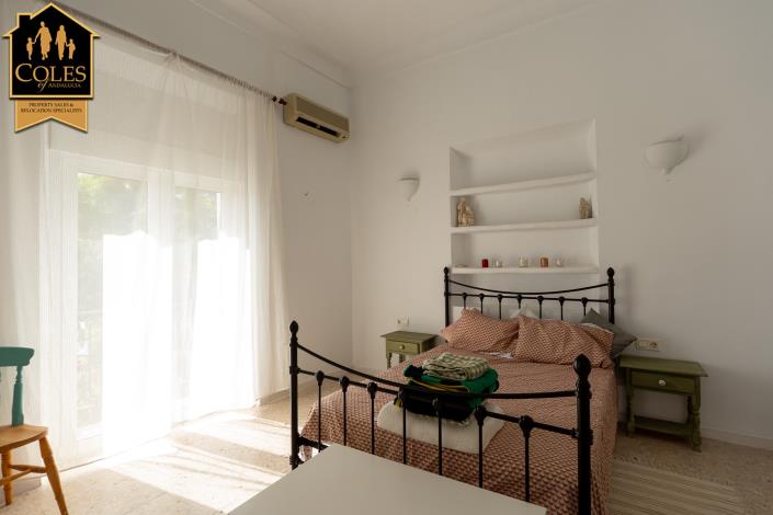 Image No.11-2 Bed Apartment for sale