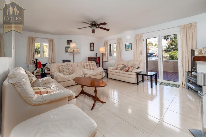 Image No.6-4 Bed Villa / Detached for sale