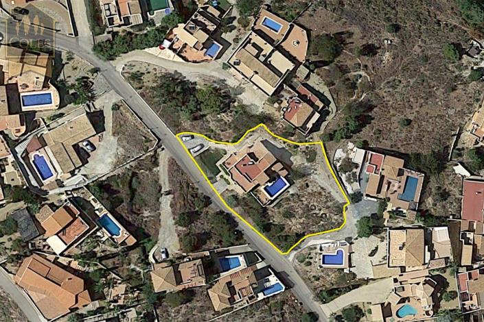 Image No.43-4 Bed Villa / Detached for sale