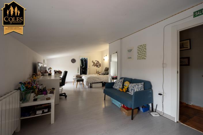 Image No.21-4 Bed Cortijo for sale