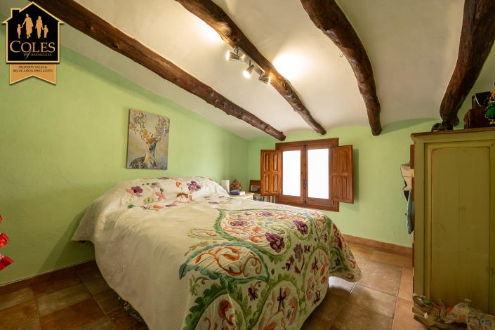 Image No.27-4 Bed Cortijo for sale