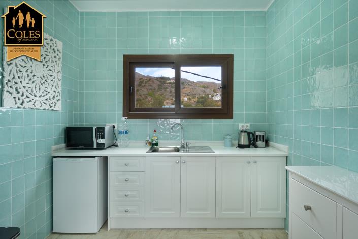 Image No.29-4 Bed Villa / Detached for sale