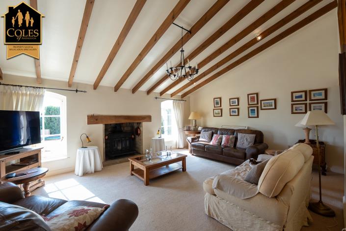 Image No.13-4 Bed Villa / Detached for sale