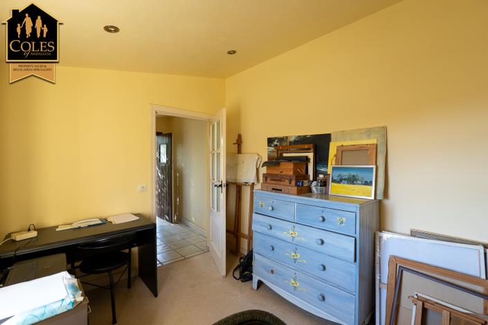 Image No.38-4 Bed Villa / Detached for sale