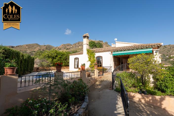 Image No.41-4 Bed Villa / Detached for sale