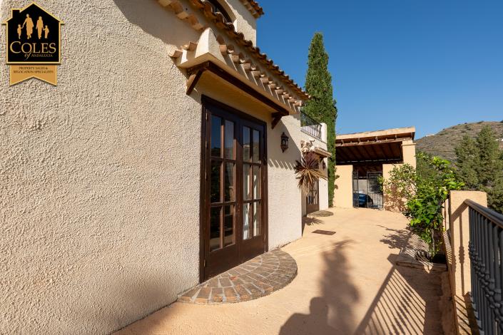 Image No.44-4 Bed Villa / Detached for sale