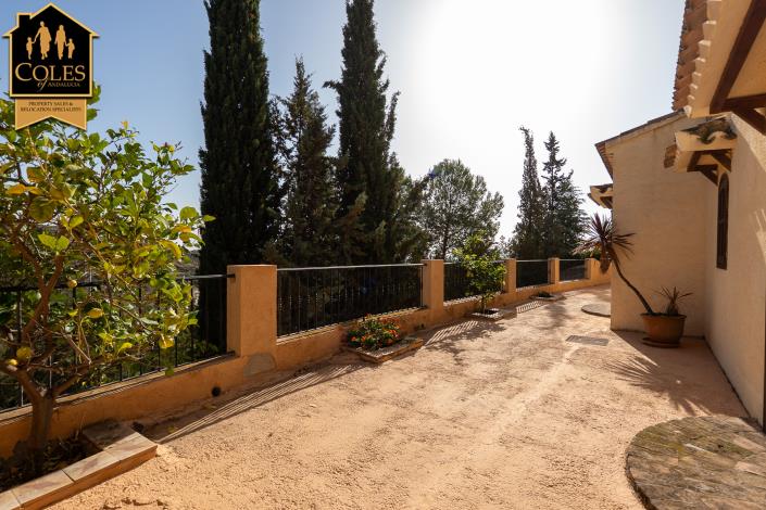 Image No.45-4 Bed Villa / Detached for sale