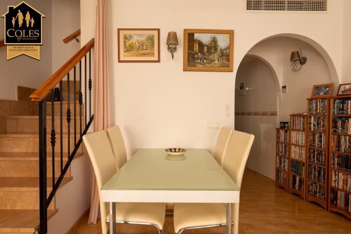 Image No.10-3 Bed Townhouse for sale