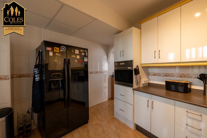 Image No.12-3 Bed Townhouse for sale