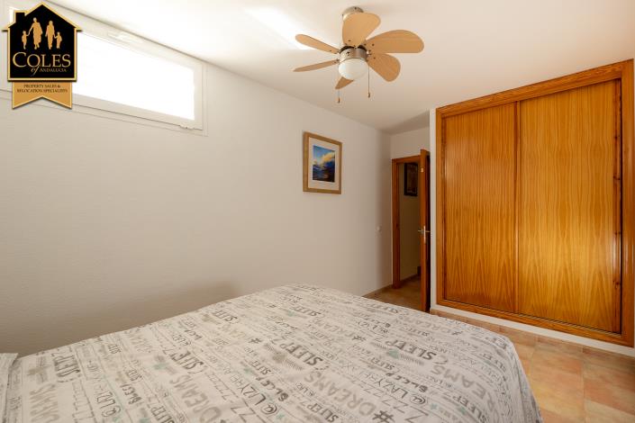 Image No.16-3 Bed Townhouse for sale