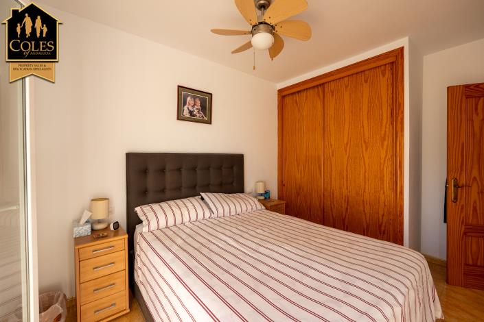 Image No.29-3 Bed Townhouse for sale