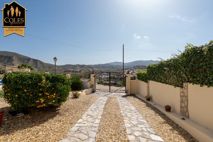 Image No.9-4 Bed Villa / Detached for sale