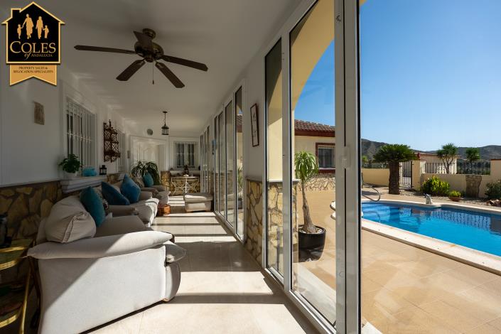 Image No.11-4 Bed Villa / Detached for sale