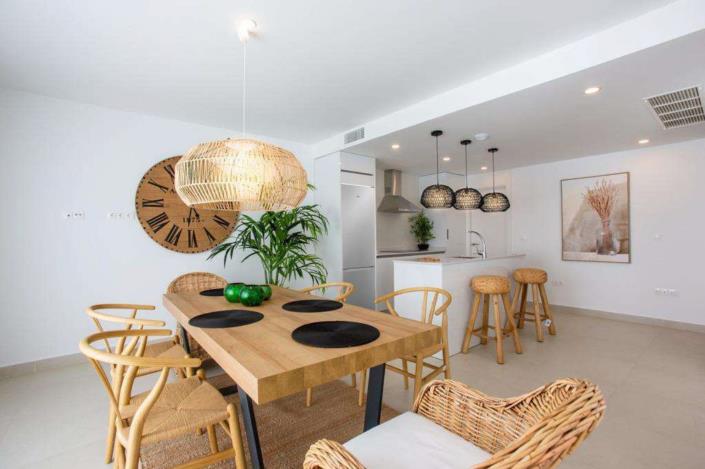 Image No.9-3 Bed Apartment for sale