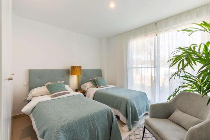 Image No.14-3 Bed Apartment for sale