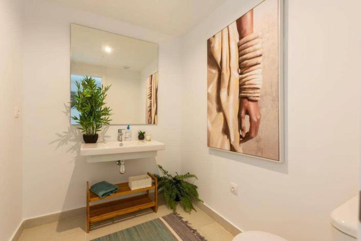 Image No.16-3 Bed Apartment for sale