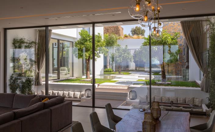 Image No.11-6 Bed Villa / Detached for sale