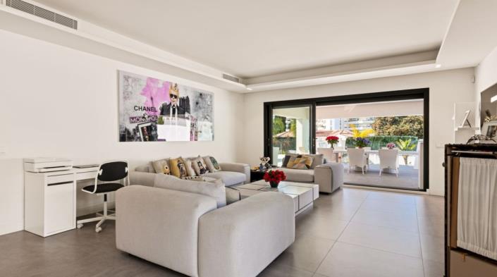 Image No.3-5 Bed Villa / Detached for sale