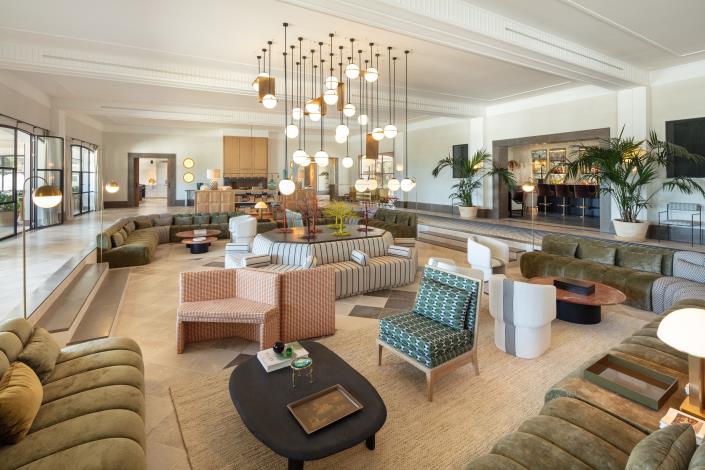 Image No.16-16 Bed Villa / Detached for sale