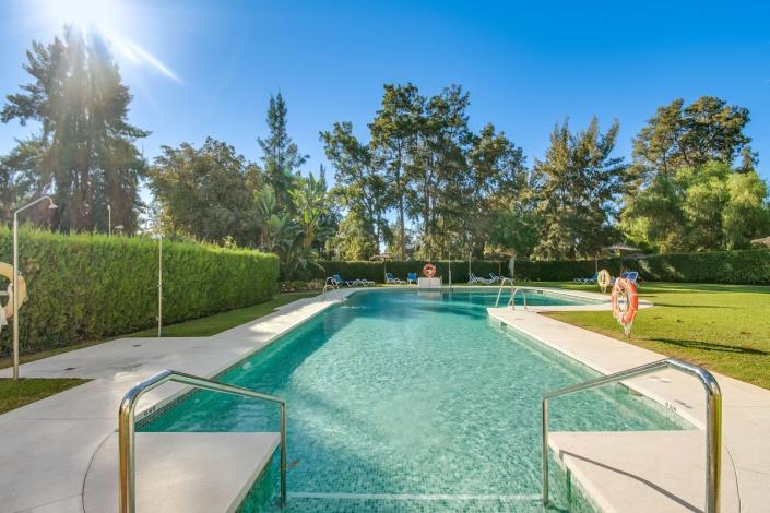 Image No.21-4 Bed Townhouse for sale