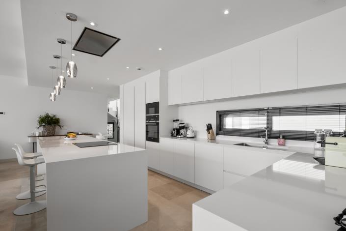 Image No.8-6 Bed Villa / Detached for sale