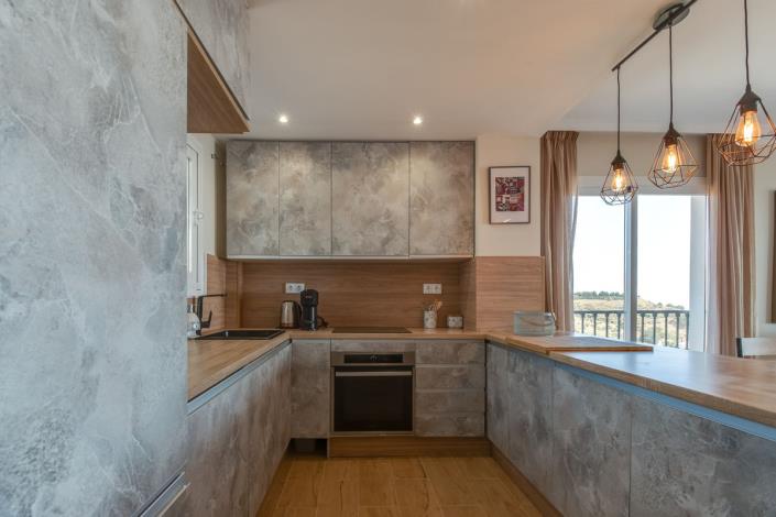 Image No.10-2 Bed Apartment for sale