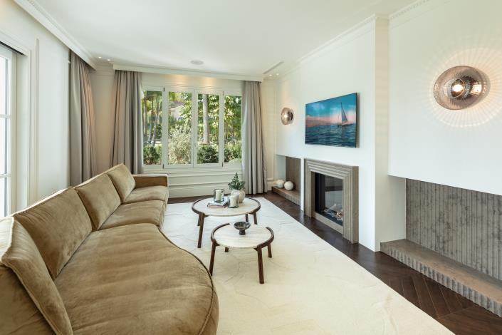 Image No.12-6 Bed Villa / Detached for sale