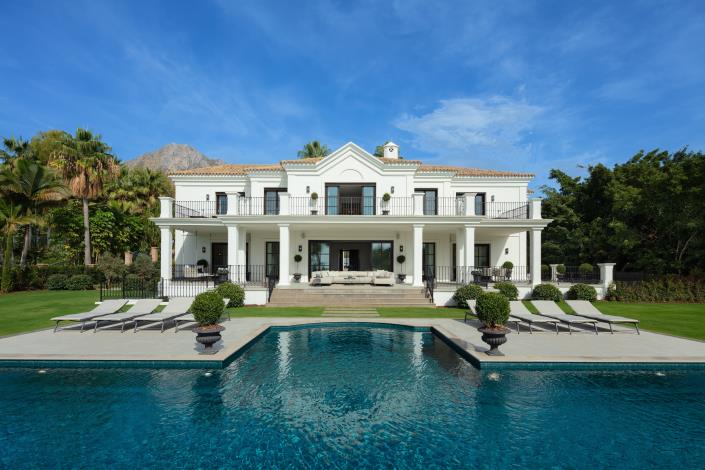 Image No.1-6 Bed Villa / Detached for sale