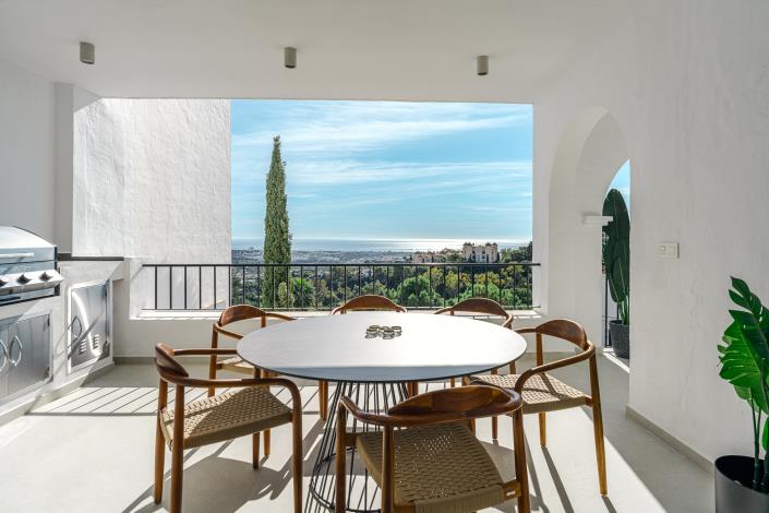 Image No.8-3 Bed Duplex for sale