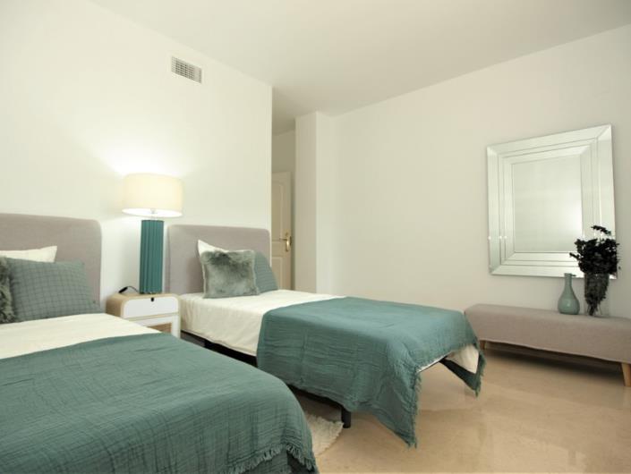 Image No.20-2 Bed Apartment for sale