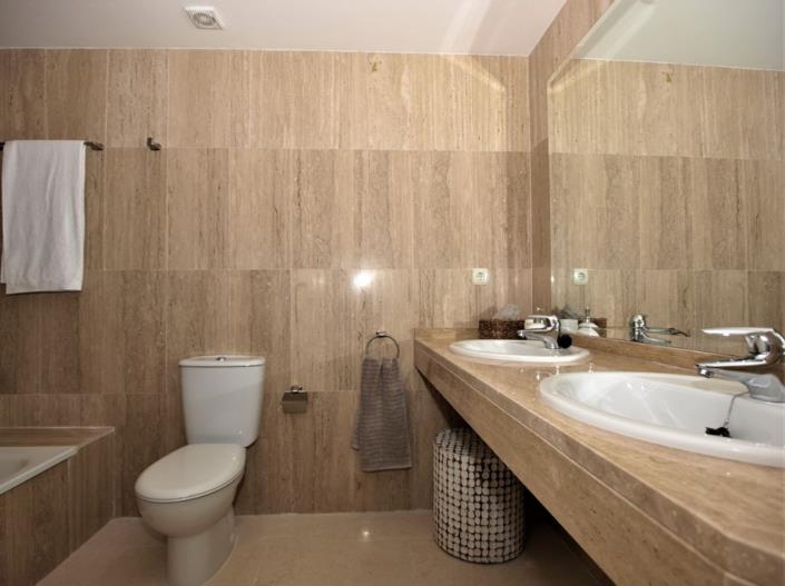 Image No.21-2 Bed Apartment for sale