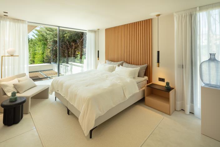 Image No.10-4 Bed Villa / Detached for sale