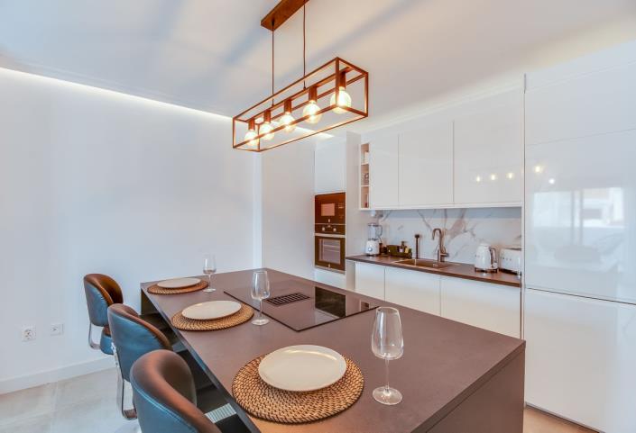 Image No.11-3 Bed Apartment for sale