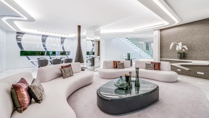 Image No.5-6 Bed Villa / Detached for sale