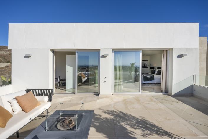 Image No.20-3 Bed Duplex for sale