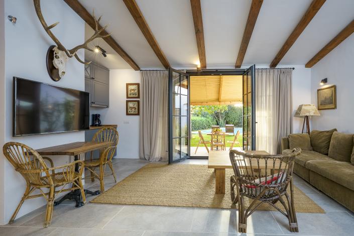 Image No.27-7 Bed Villa / Detached for sale