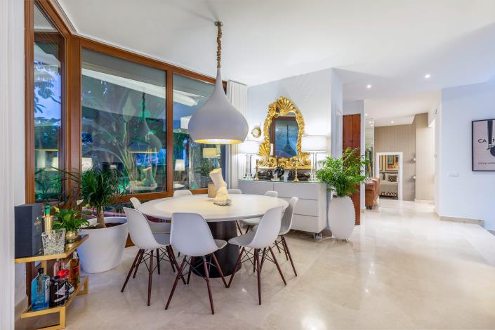 Image No.7-4 Bed Villa / Detached for sale