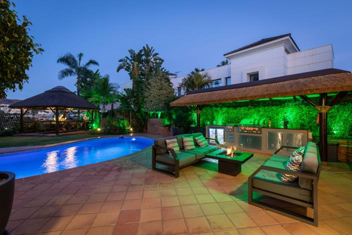 Image No.8-4 Bed Villa / Detached for sale