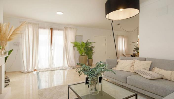 Image No.4-2 Bed Townhouse for sale