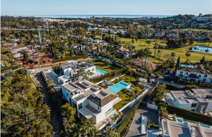 Image No.4-6 Bed Villa / Detached for sale