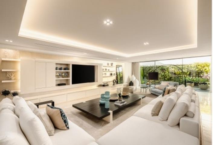 Image No.54-6 Bed Villa / Detached for sale