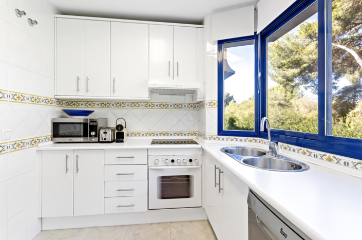 Image No.10-3 Bed Apartment for sale